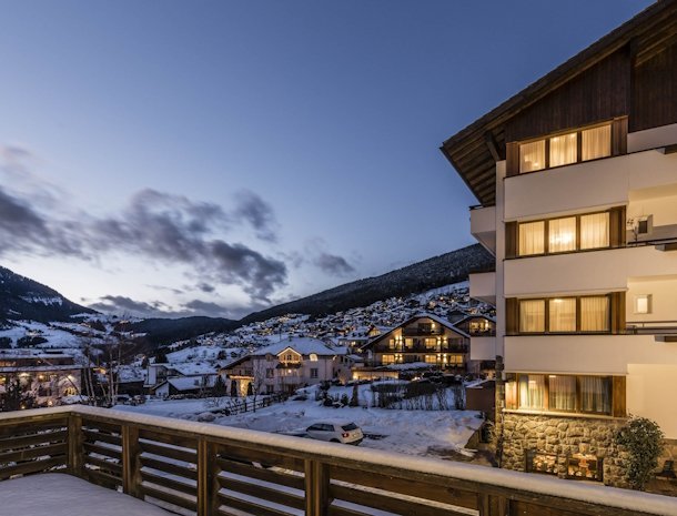 bed-and-breakfast-villa-angelino-ortisei-winter.jpg