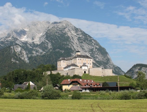 schloss trautenfels.jpg