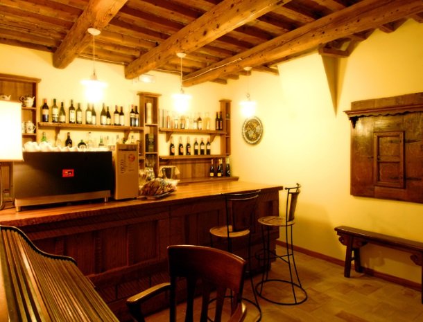 agriturismo-divin-amore-marche-bar.jpg