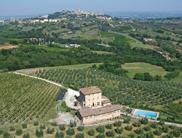 agriturismo-il-casolare-di-bucciano-sangimignano-overzicht.jpg