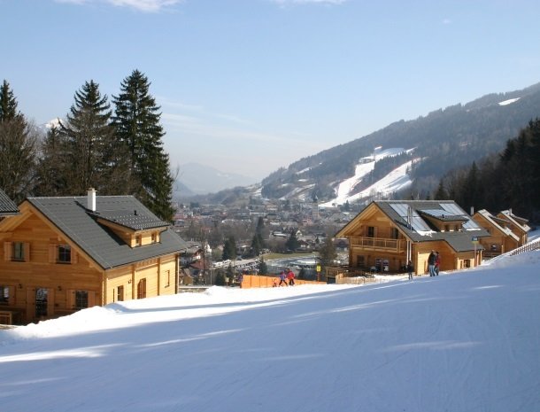 huttendorp schladming-huizenbijpisteday.jpg