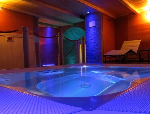 agriturismo casale delle lucrezie-todi-hydromassage.jpg