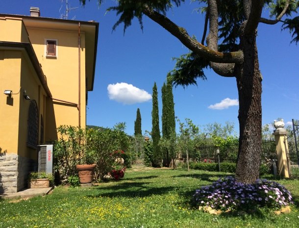 podere-san-giusto-toscane-agriturismo-tuin.jpg