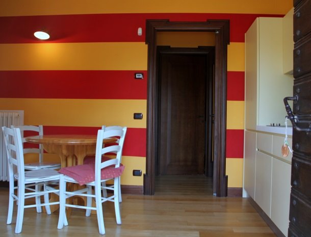 fattoria-marchetti-marche-kamer.jpg