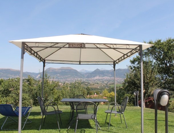 case-vacanze-casalta-gubbio-terras-omgeving.jpg