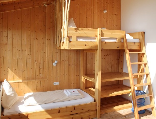 petschnighof-diex-kamer-hoogbed.jpg