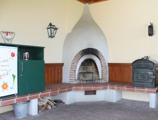 weingut-rebenhof-wijngebied-steiermark-barbecue.jpg