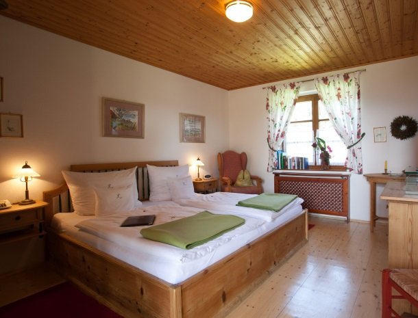 weingut-rebenhof-wijngebied-kamer2personen.jpg