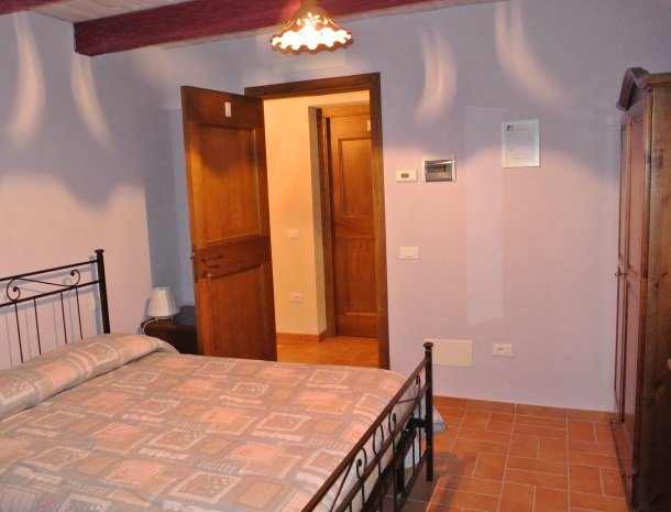 casale-don-dome-marche-kamer.jpg