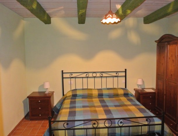 casale-don-dome-marche-slaapkamer.jpg