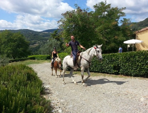 agriturismo-il-giardino-toscane-paardrijdtocht.jpg