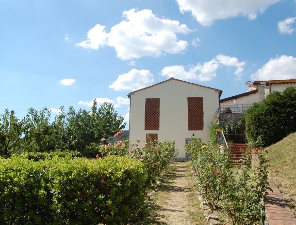 agriturismo-il-giardino-toscane-casalta.jpg