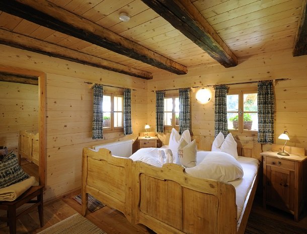 landgut-moserhof-penk-slaapkamer.jpg