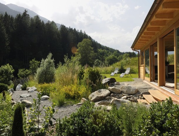 landgut-moserhof-penk-uitzichttuin.jpg