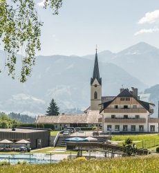 hotel-loy-grobming-oostenrijk-zomer.jpg