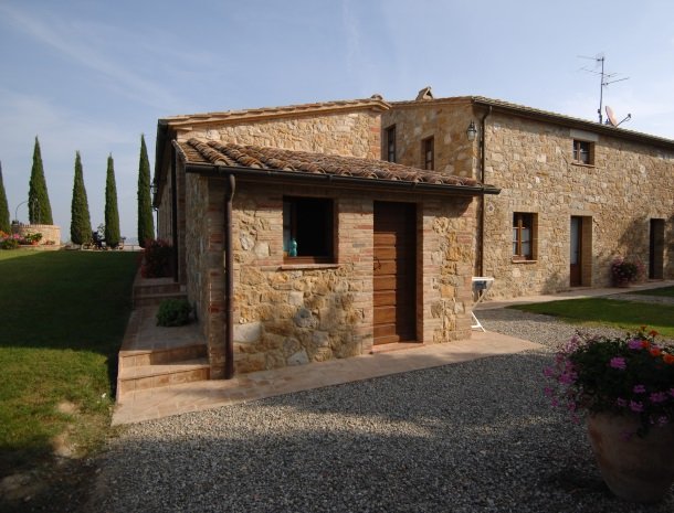 agriturismo-bonello-pienza-huis-cipressen.jpg