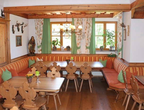 mitterbichlhof-sankt-johann-restaurant.jpg