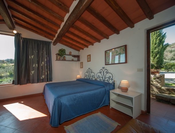 podere-san-lorenzo-volterra-slaapkamer.jpg