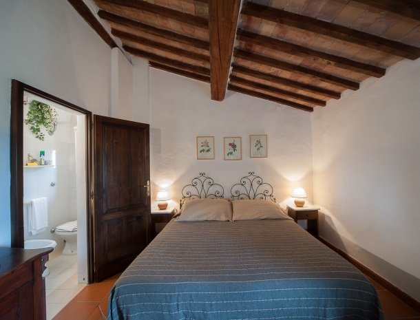 podere-san-lorenzo-volterra-slaapkamer-6.jpg