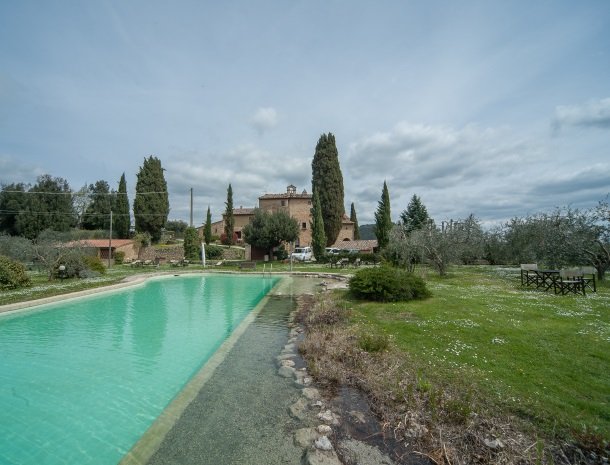 podere-san-lorenzo-volterra-zwembad.jpg