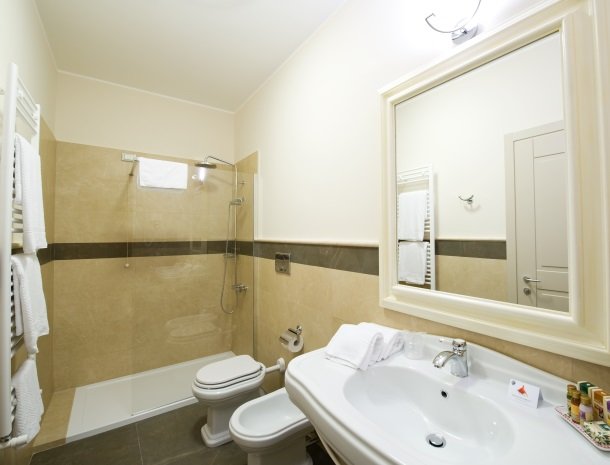 palazzo dei marcanti-badkamer.jpg