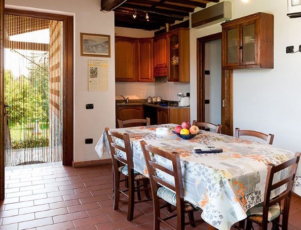 agriturismo casolare lucchese-appartement-keuken.jpg