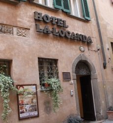 hotel la locanda-itali&euml;.jpg