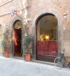 piccolo hotel puccini-italië.jpg