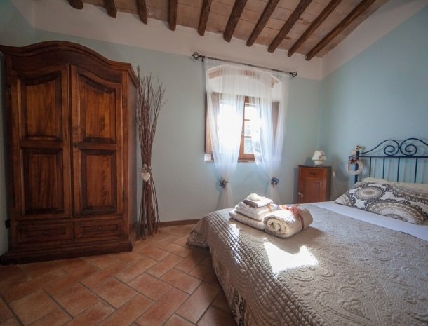 villa-otium-volterra-slaapkamer.jpg
