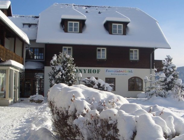 ponyhof-ratten-winter.jpg