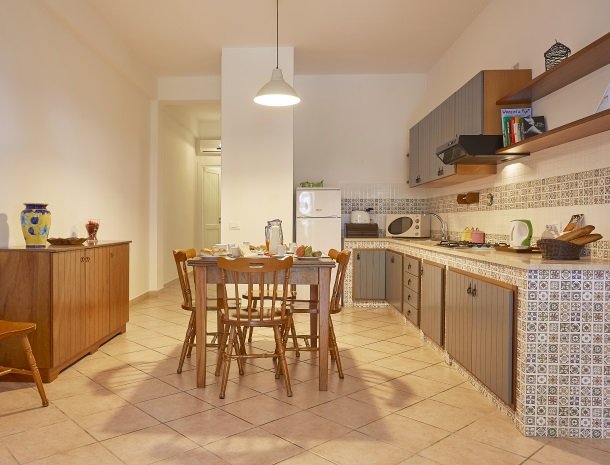 casedicalamazzo-scopello-appartementen-keuken.jpg