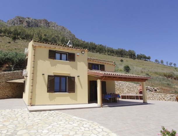 villadellamerla-sicilie-castellammare.jpg