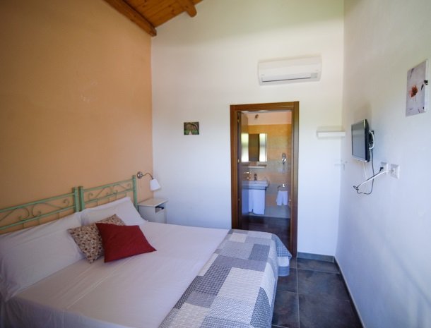 agriturismo-cavagrande-avola-slaapkamer.jpg