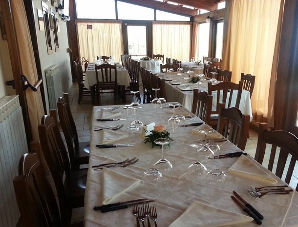 agriturismo-parco-nonna-betty-restaurant.jpg