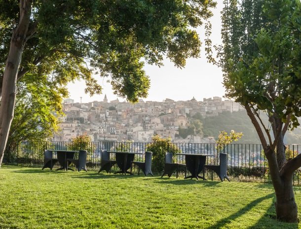 giardino-sul-duomo-ragusa-tuin-uitzicht.jpg