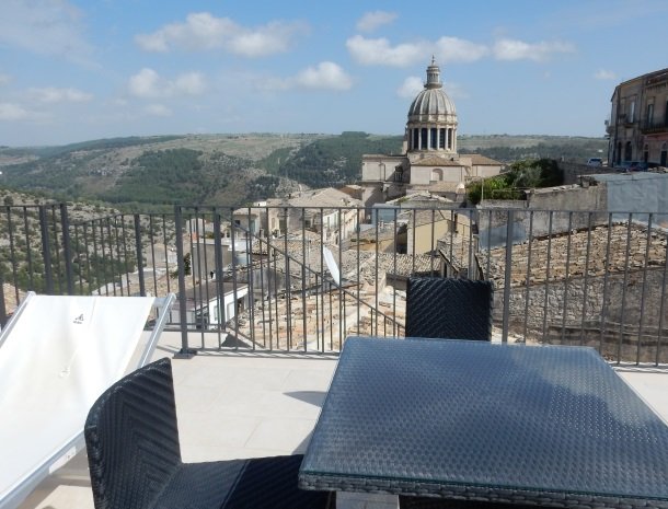 giardino-sul-duomo-ragusa-dakterras.jpg