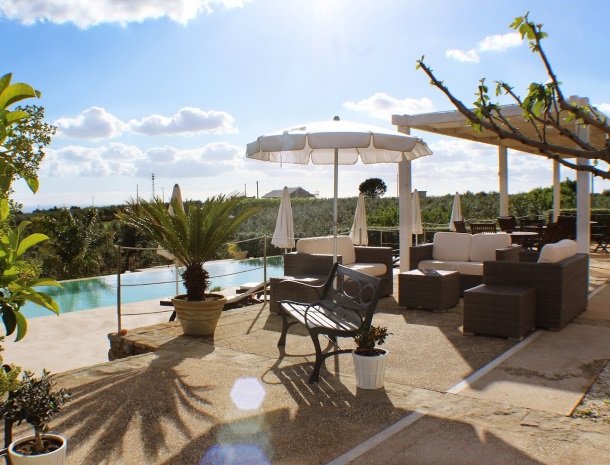 relais-casina-miregia-menfi-terras-loungezitjes.jpg
