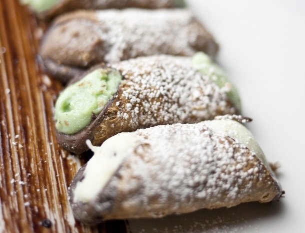 casa mirabile menfi cannoli.jpg