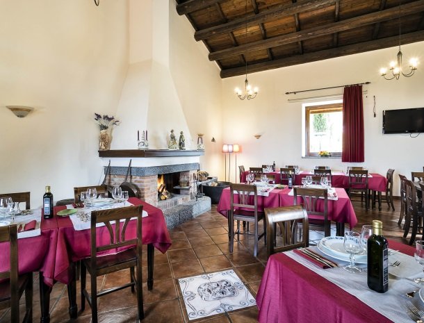 agriturismo-fontana-cherubino-restaurant.jpg