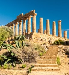 tempel of juno agrigento.jpg