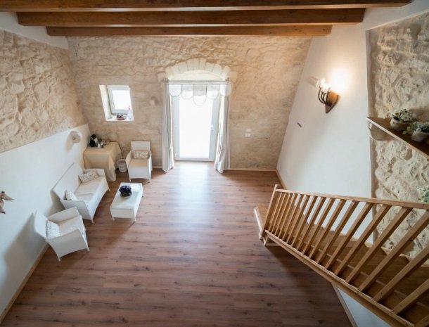 casale1821-ragusa-slaapkamer-4personen-vanafboven.jpg
