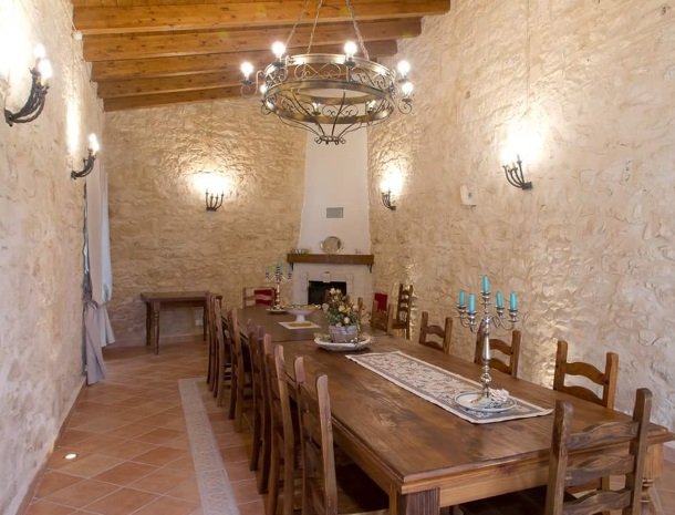 casale1821-ragusa-eettafel.jpg