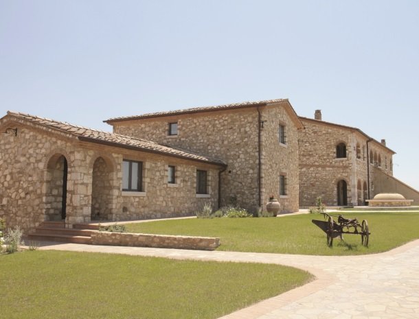 agriturismo-san-lorenzo-rapolano-overzicht-tuiin.jpg