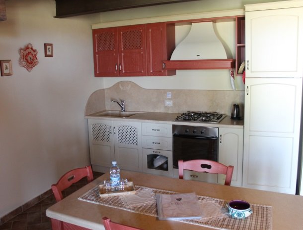 agriturismo-san-lorenzo-rapolano-keuken-app.jpg