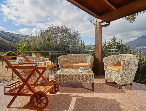 villa olimpia sicilie terras zitje.jpg