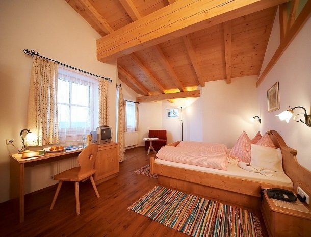 hotel-eggerhof-saalbach-kamer-landhaus.jpg