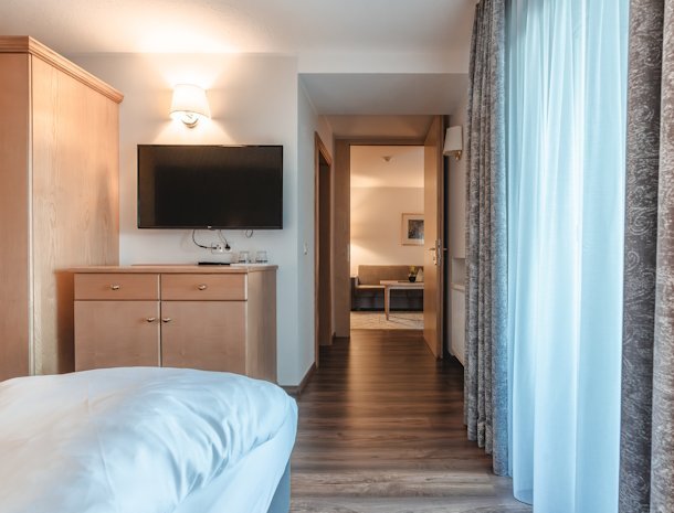 Hotel-Reischach-Kronplatz-familiekamer-met-tussendeur.jpg