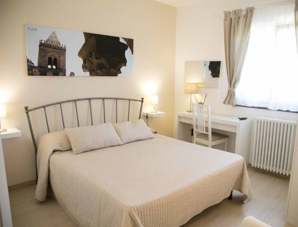 villa-nesea-cefalu-kamer-galatea.jpg
