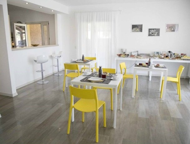 villa-nesea-cefalu-ontbijt-keuken.jpg