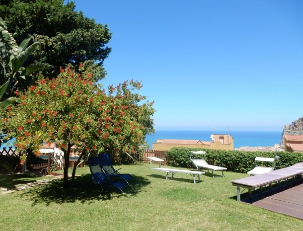 villa-di-giorgi-cefalu-tuiin.jpg